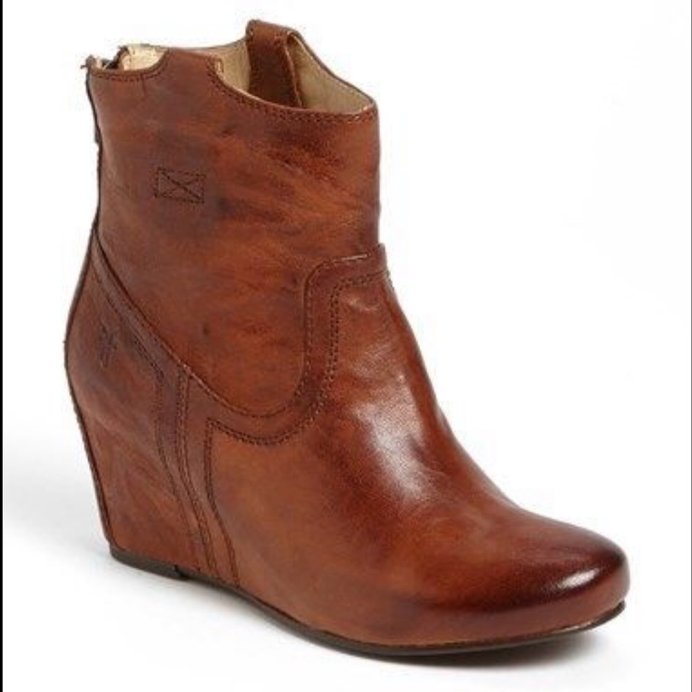Frye Carson wedge booties